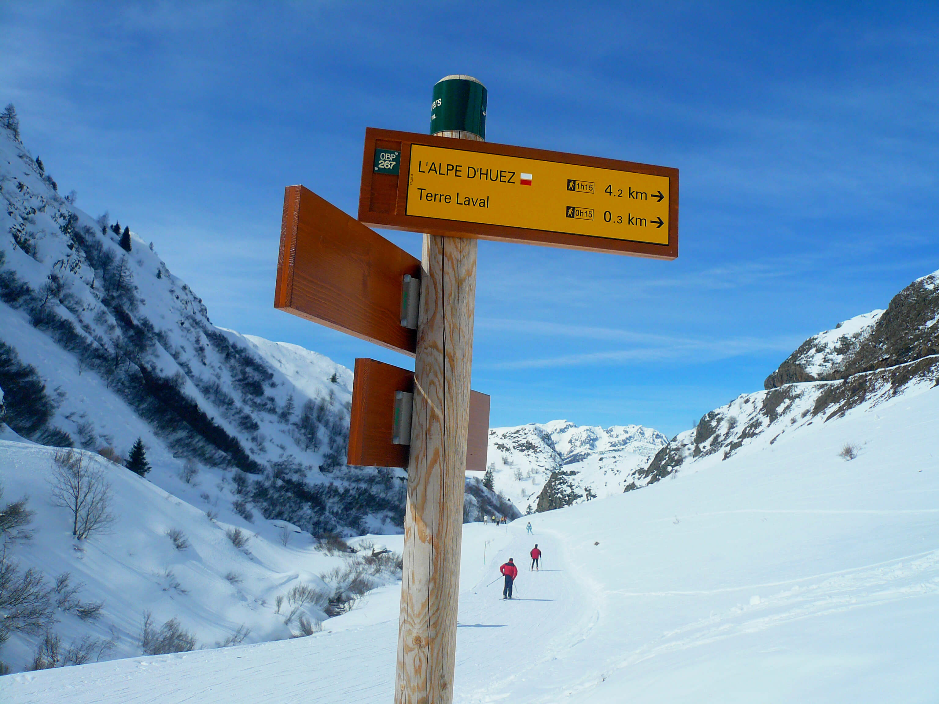 Alpe d'Huez Ski Resort Guide | Snowcompare