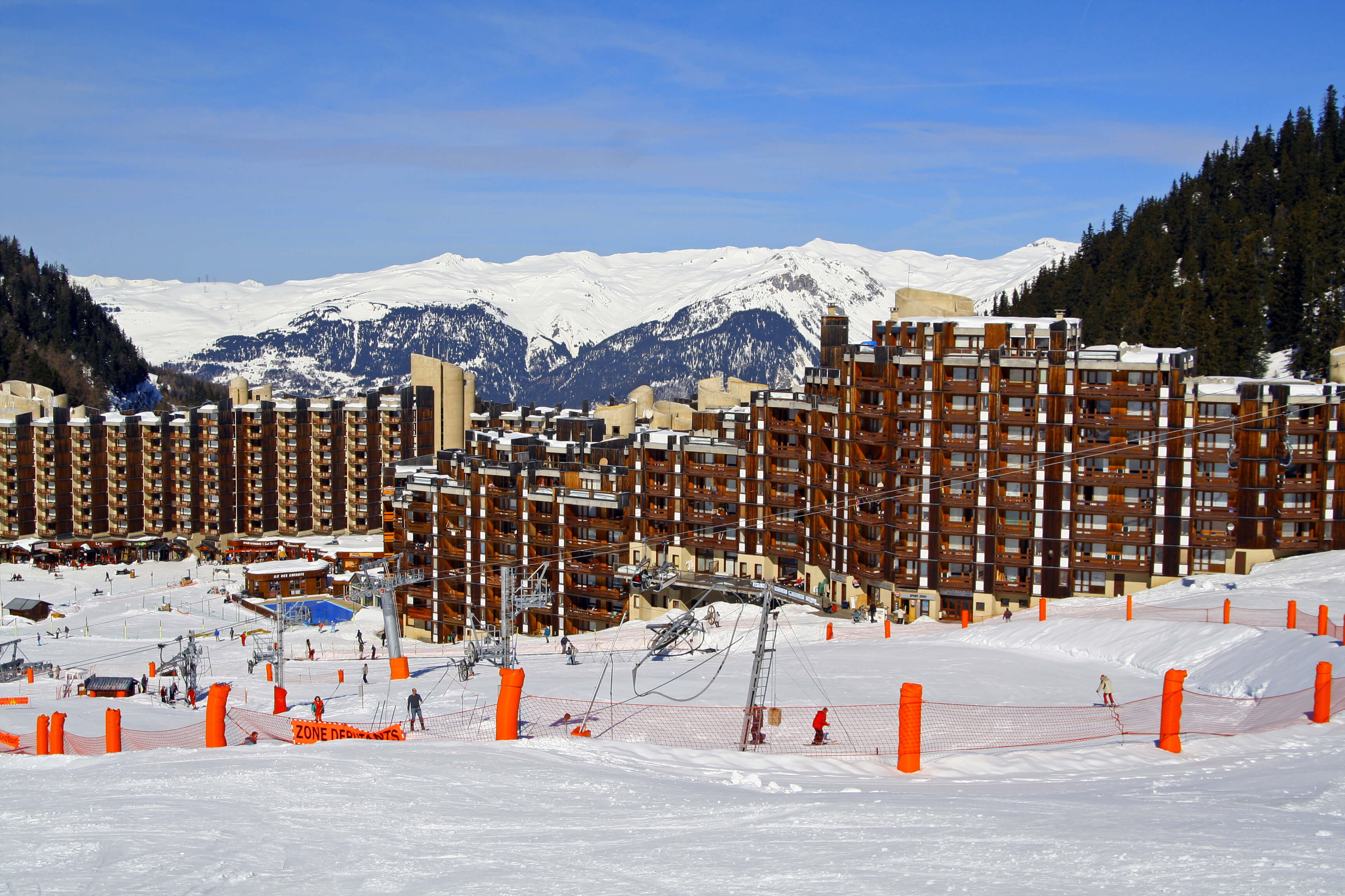 Find & Book The Best Value Ski Transfers To La Plagne | Snowcompare